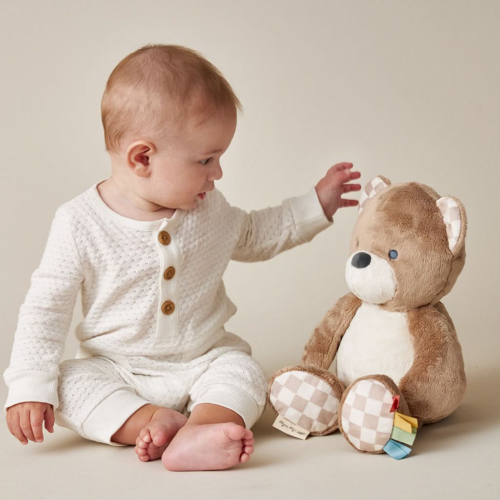 Ultimate Welcome Baby Gift Bundle for New Parents - Image 30