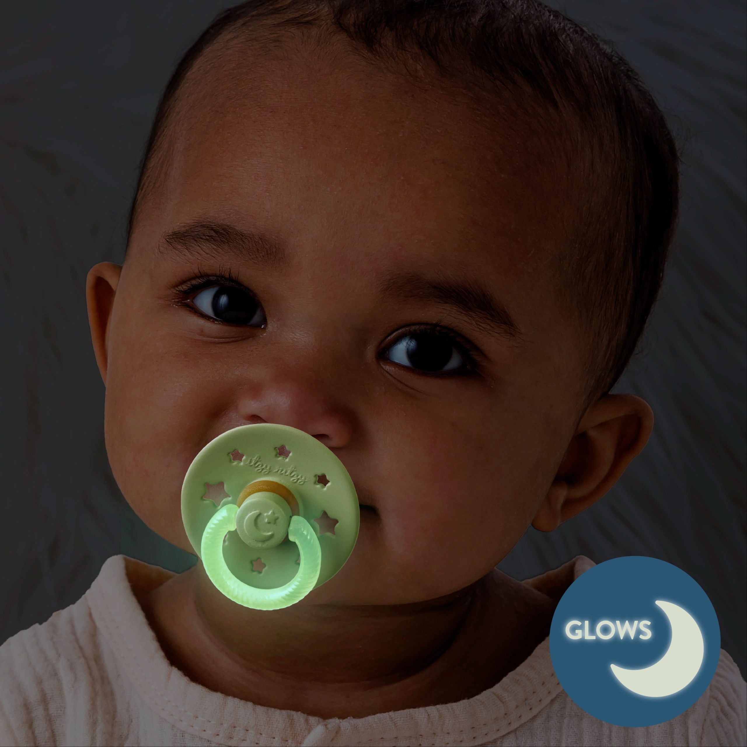Itzy Soother™ Glow in the Dark Natural Rubber Pacifier - 0-6M - Image 2