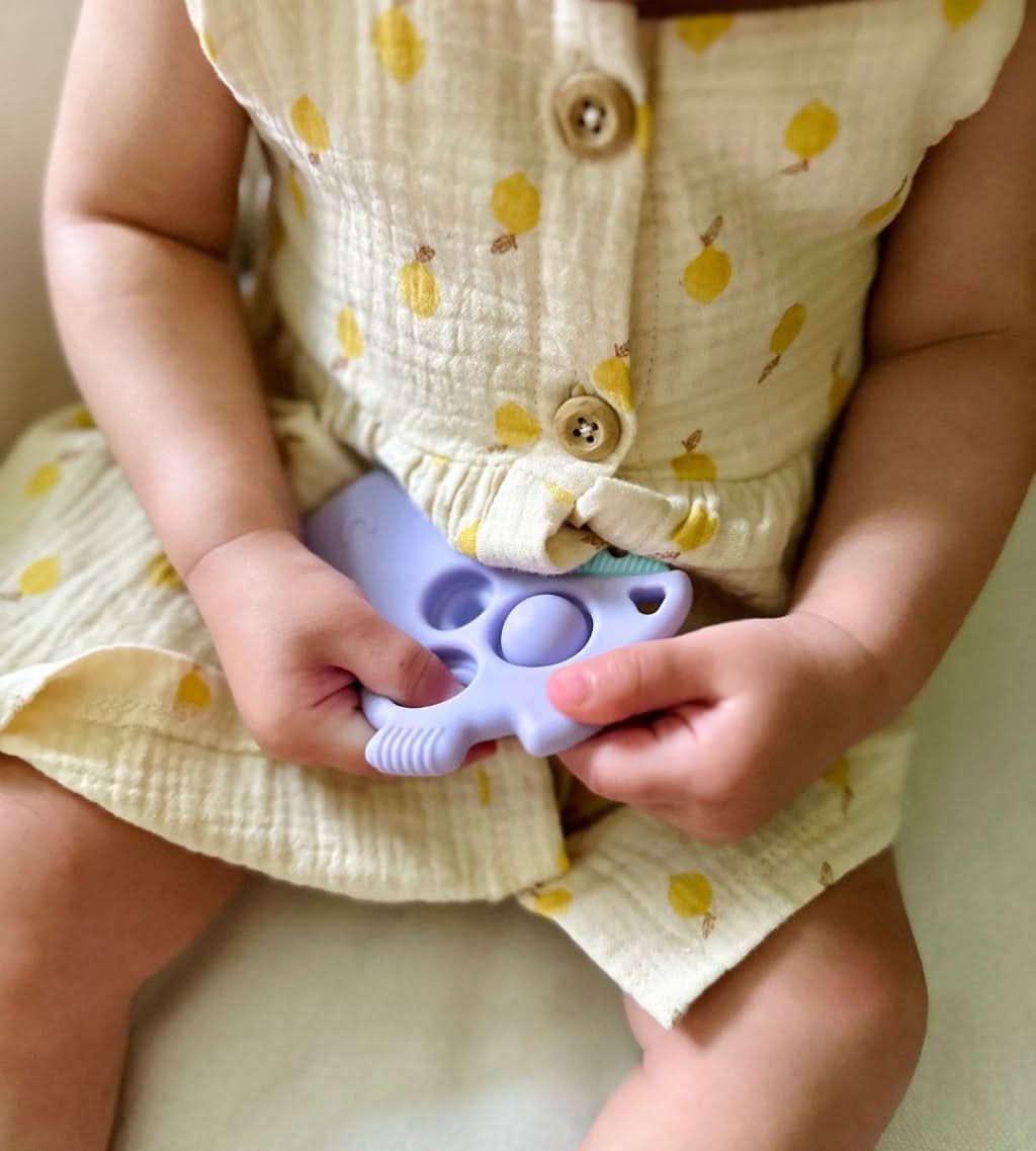 Itzy Pop™ Sensory Popper Toy - Image 17